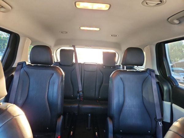 2023 KIA CARNIVAL LX, LX Seat Package — SUVN