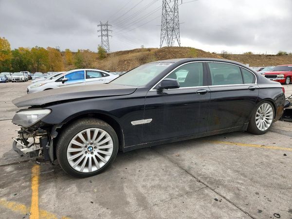 2012 BMW 7 SERIES 750Lxi/Alpina B7 xDrive — Front 3/4