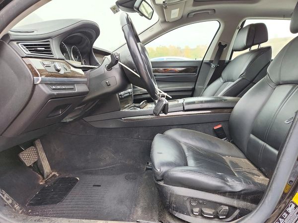 2012 BMW 7 SERIES 750Lxi/Alpina B7 xDrive — DENT