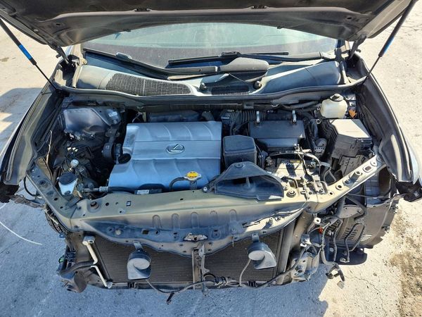 2014 LEXUS RX 350 — Engine bay