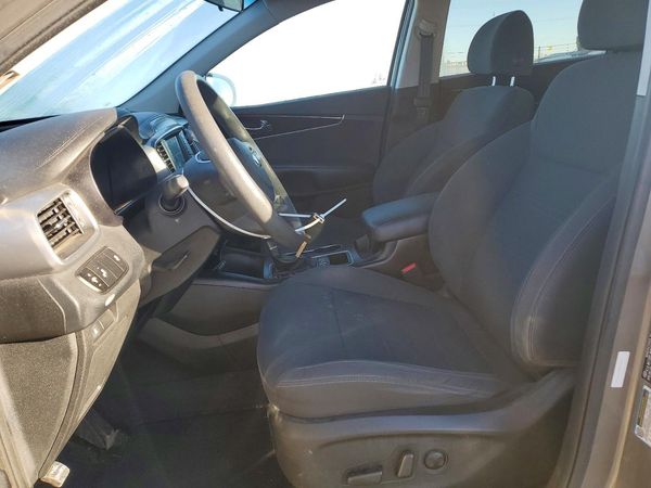 2019 KIA SORENTO L, LX, S — DENT