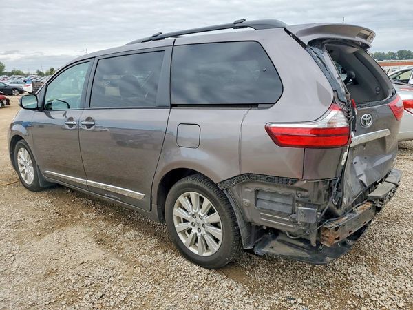 2017 TOYOTA SIENNA — DSRA