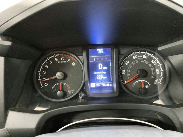 2022 TOYOTA TACOMA SR5 — ODOM