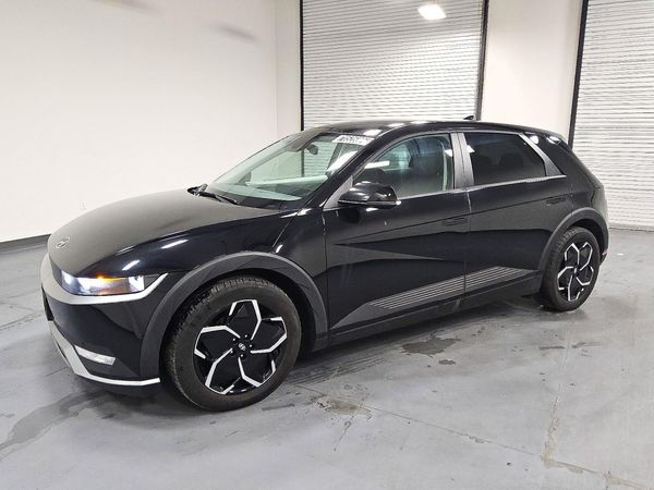 2024 HYUNDAI IONIQ SEL — Front 3/4