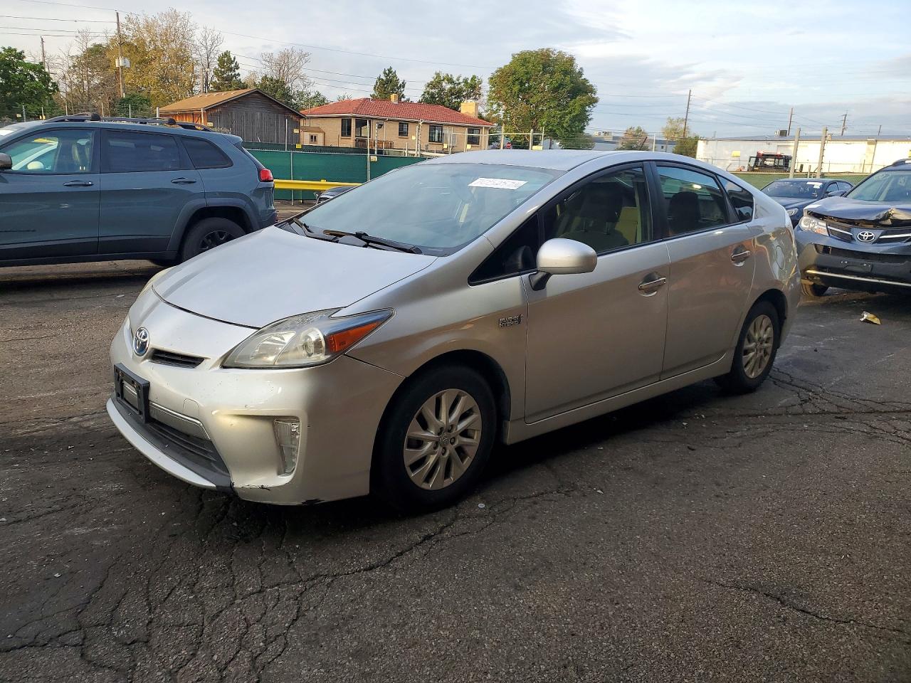2012 TOYOTA PRIUS — Front 3/4