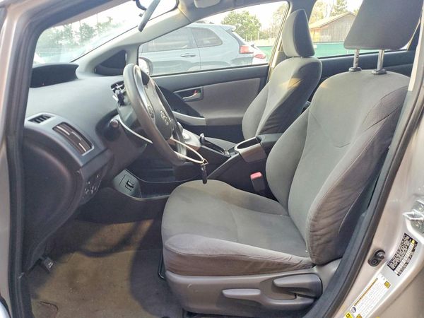 2012 TOYOTA PRIUS — DENT