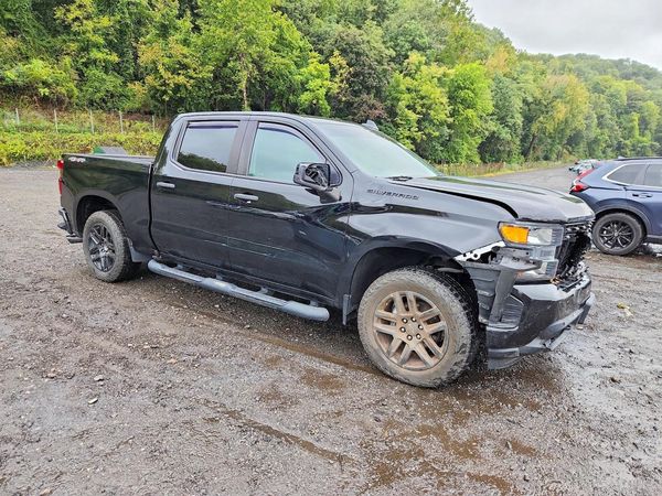 2021 CHEVROLET SILVERADO Custom — Passenger 3/4