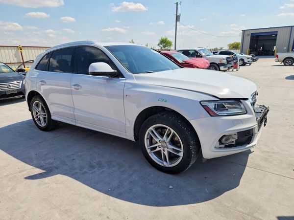 2015 AUDI Q5 S Line Premium Plus — Passenger 3/4