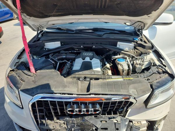 2015 AUDI Q5 S Line Premium Plus — Engine bay