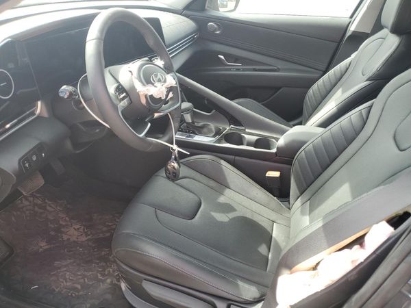 2025 HYUNDAI ELANTRA Limited — DENT