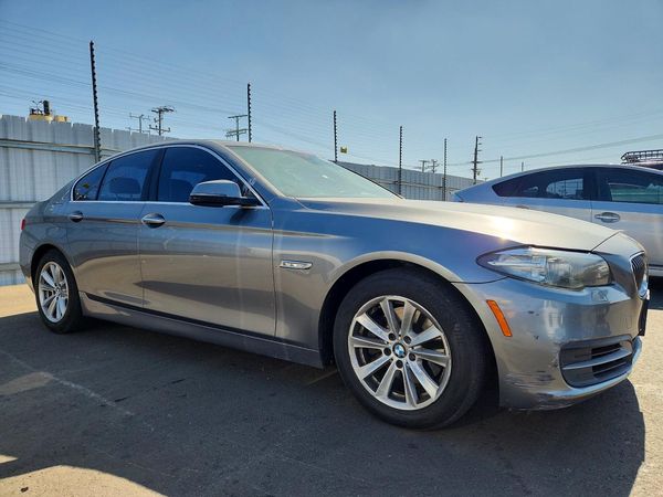 2014 BMW 528 — Passenger 3/4