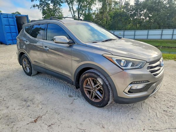 2018 HYUNDAI SANTA FE — Passenger 3/4