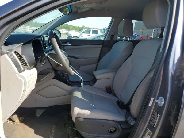 2019 HYUNDAI TUCSON SE — DENT