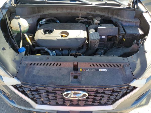 2019 HYUNDAI TUCSON SE — Engine bay