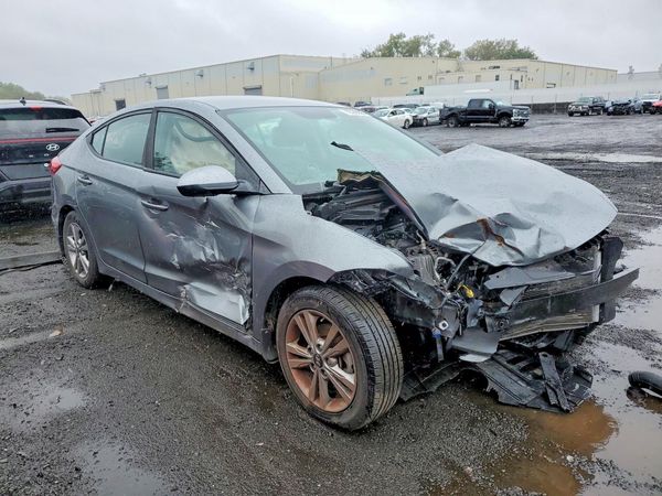 2018 HYUNDAI ELANTRA — Passenger 3/4