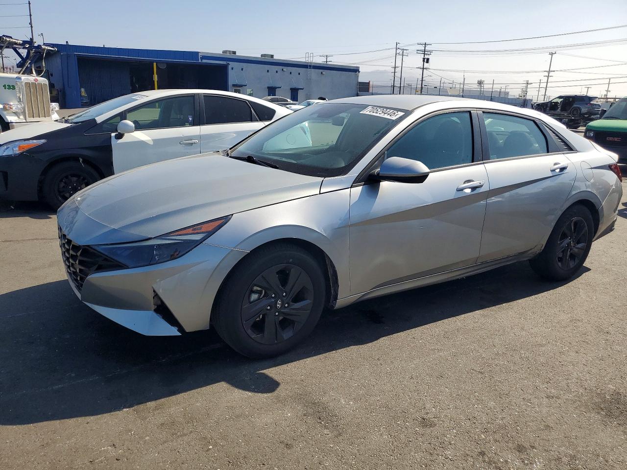 2021 HYUNDAI ELANTRA SEL — Front 3/4