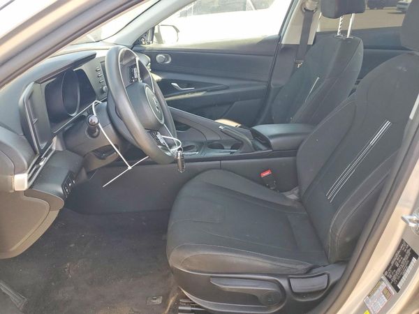 2021 HYUNDAI ELANTRA SEL — DENT