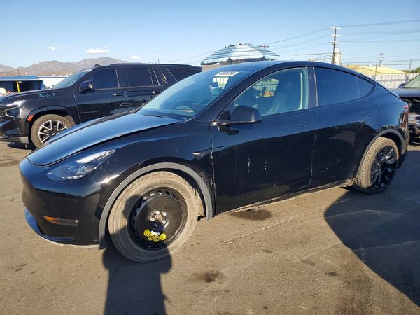 2023 TESLA MODEL Y — DSFA — Front 3/4
