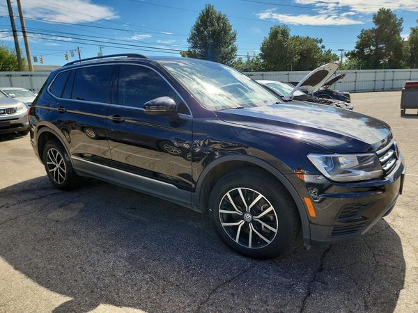 2021 VOLKSWAGEN TIGUAN — Passenger 3/4