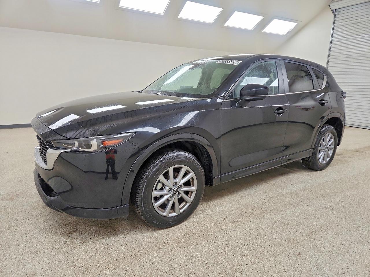 2025 MAZDA CX-5 Select — Front 3/4
