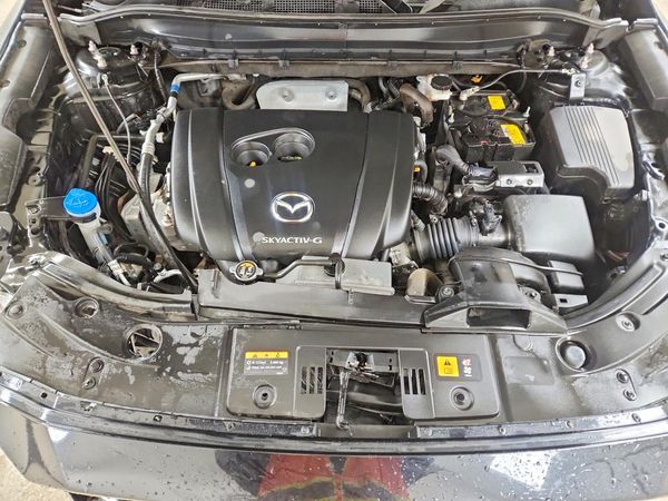 2025 MAZDA CX-5 Select — Engine bay