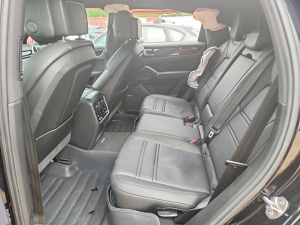 2019 PORSCHE CAYENNE — PSRS