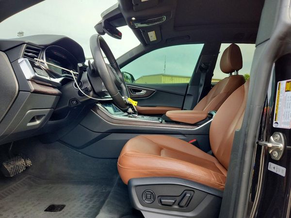 2019 AUDI Q8 — DENT