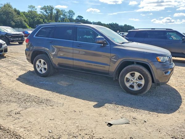 2017 JEEP CHEROKEE Laredo — Passenger 3/4