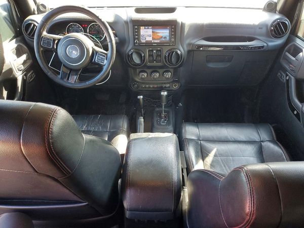 2012 JEEP WRANGLER Sahara — CKPT