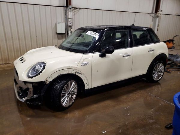 2019 MINI COOPER — Front 3/4