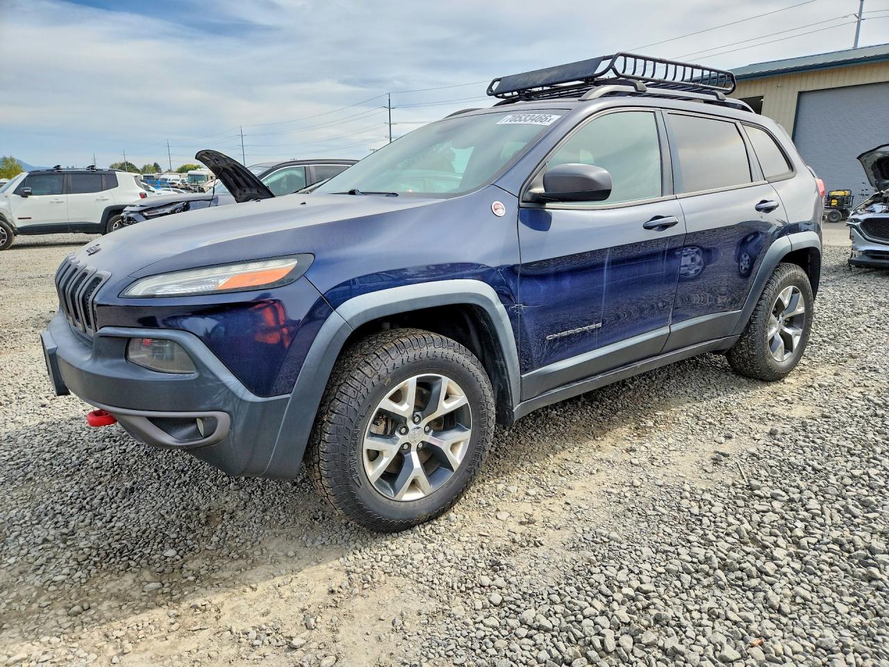2015 JEEP CHEROKEE Trailhawk — Front 3/4
