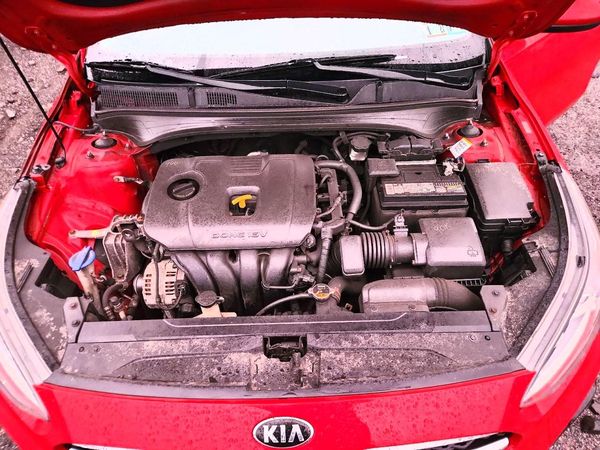 2021 KIA FORTE FE, LXS — Engine bay