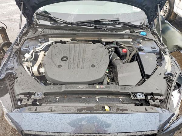 2022 VOLVO S60 — Engine bay