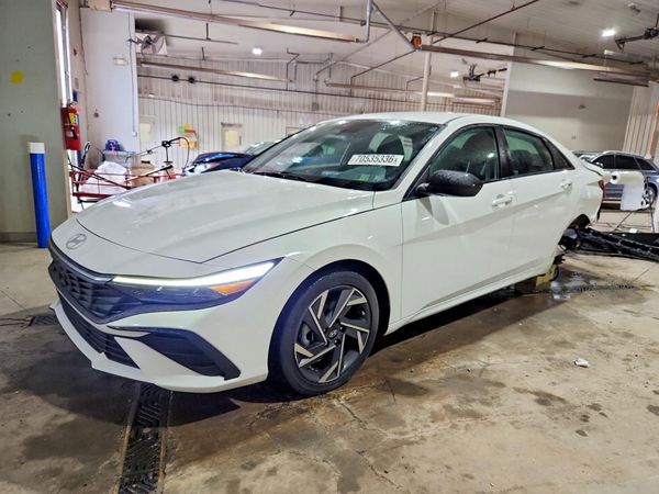 2025 HYUNDAI ELANTRA — DSFA — Front 3/4