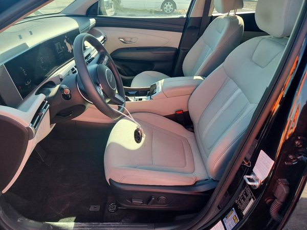 2026 HYUNDAI TUCSON SEL, SEL Plus — DENT