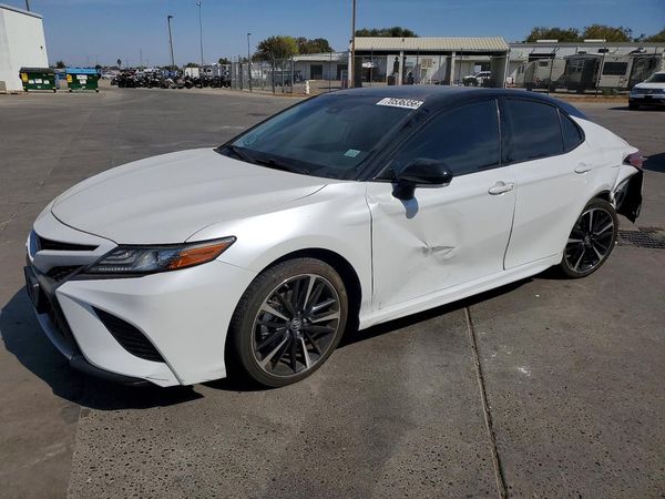 2019 TOYOTA CAMRY — DSFA — Front 3/4