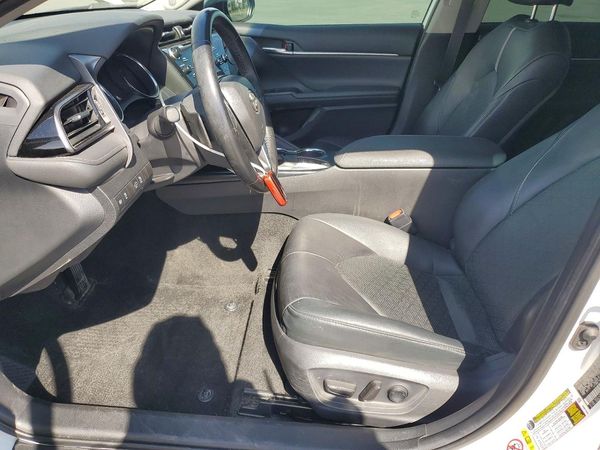 2019 TOYOTA CAMRY XSE — DENT