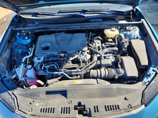 2025 TOYOTA CAMRY — Engine bay