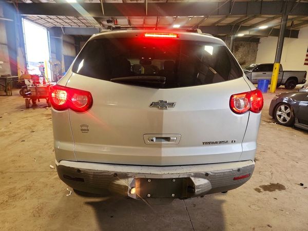 2012 CHEVROLET TRAVERSE LT — DIRR