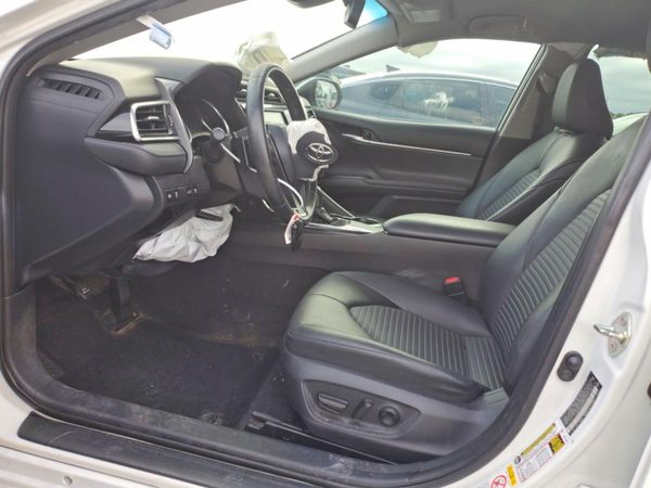 2018 TOYOTA CAMRY L/LE/SE/XLE — DENT