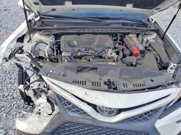 2018 TOYOTA CAMRY L/LE/SE/XLE — Engine bay