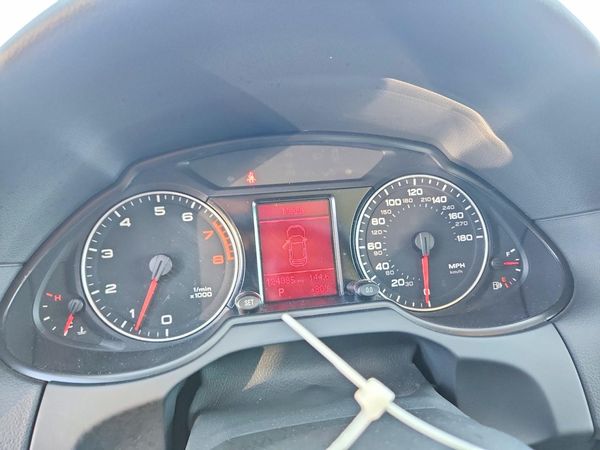 2012 AUDI Q5 Premium Plus — ODOM