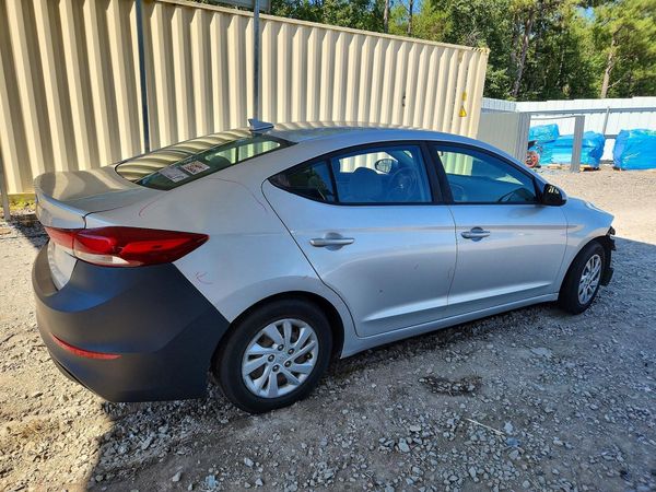 2017 HYUNDAI ELANTRA SE Base — PSRA