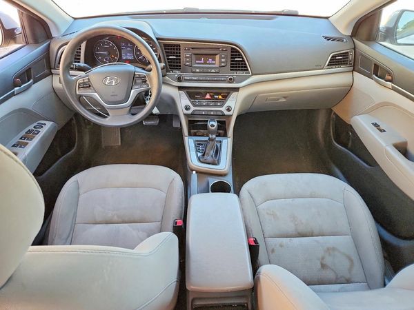 2017 HYUNDAI ELANTRA SE Base — CKPT