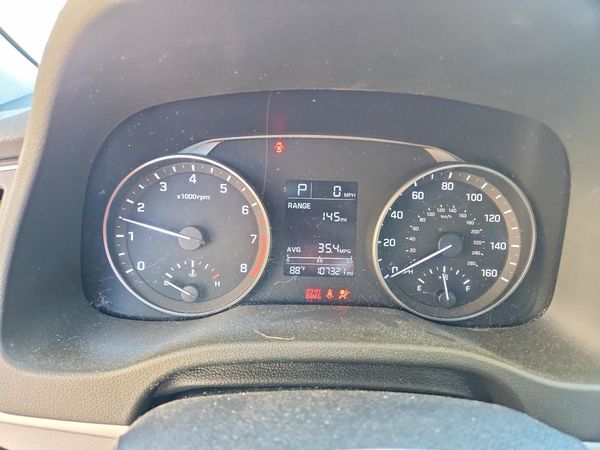2017 HYUNDAI ELANTRA SE Base — ODOM