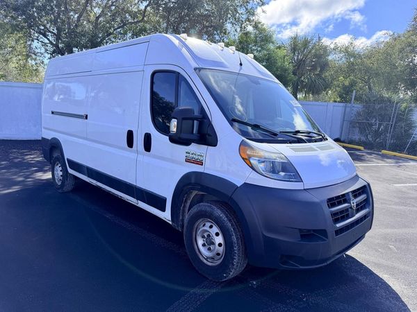 2017 RAM PROMASTER 2500 — Passenger 3/4