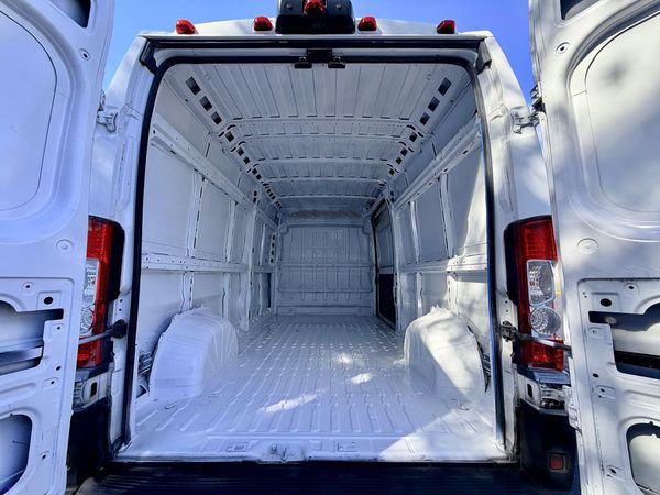 2017 RAM PROMASTER 2500 — Engine bay