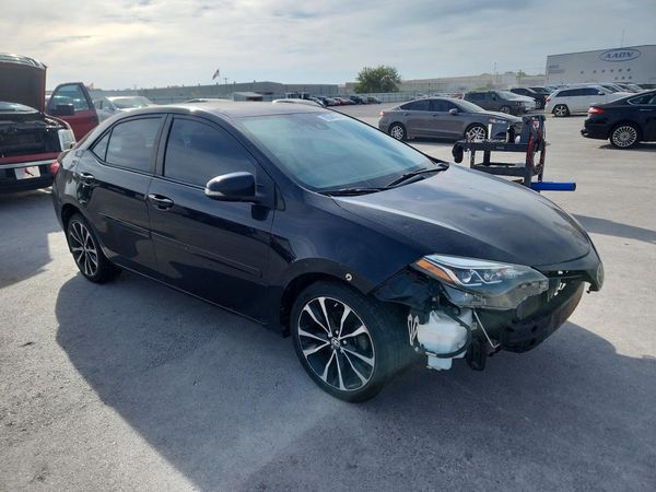 2017 TOYOTA COROLLA — Passenger 3/4