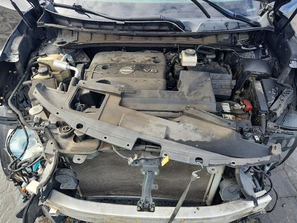 2018 NISSAN MURANO — Engine bay