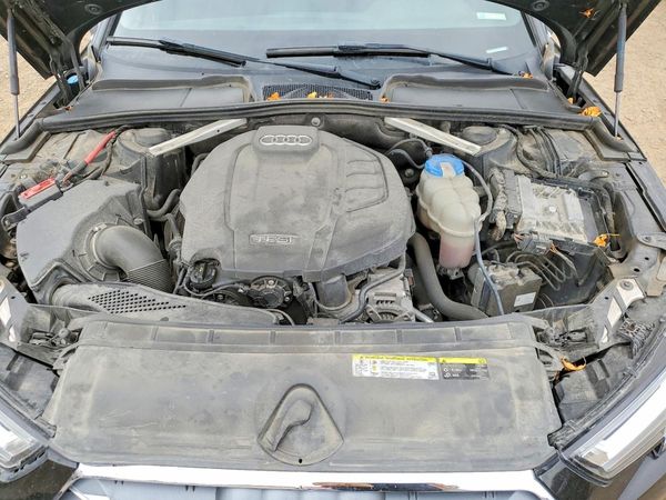 2017 AUDI A4 quattro Prestige — Engine bay